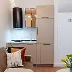 公寓式酒店 Story By Staylab 4*