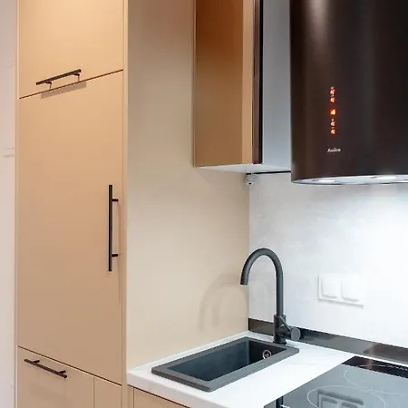 Story By Staylab Varsó