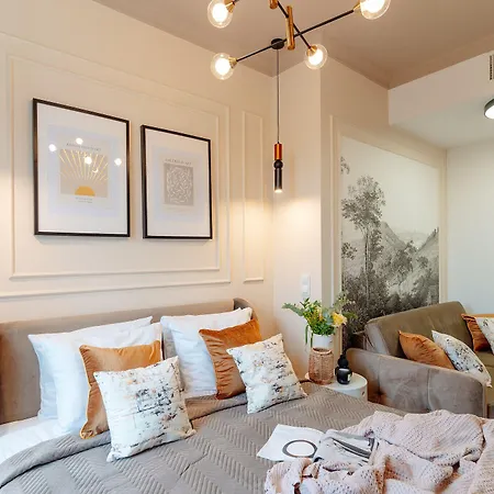 Story By Staylab 4* Varsó