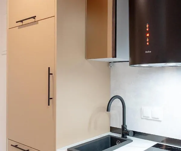 Story By Staylab ורשה