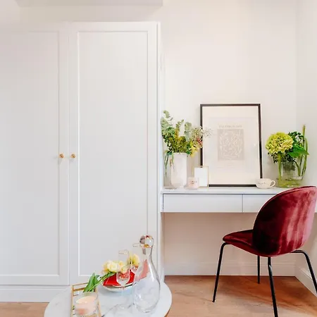 Story By Staylab Lägenhetshotell