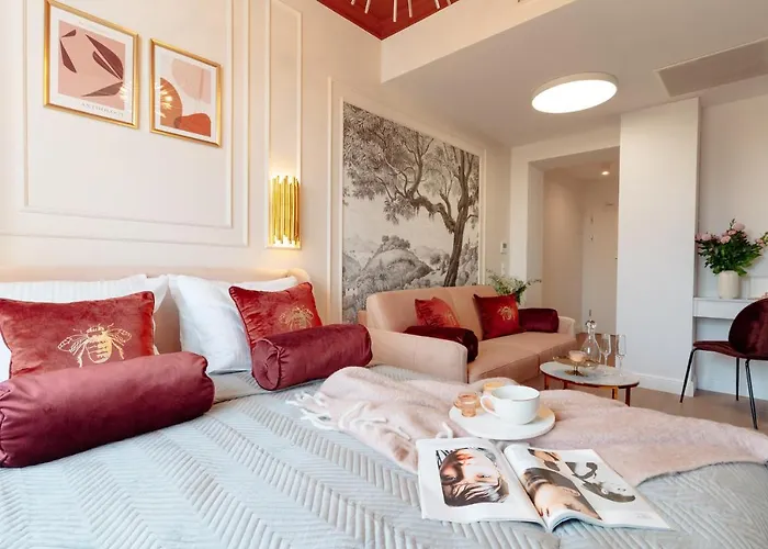 Apart-hotel Story By Staylab